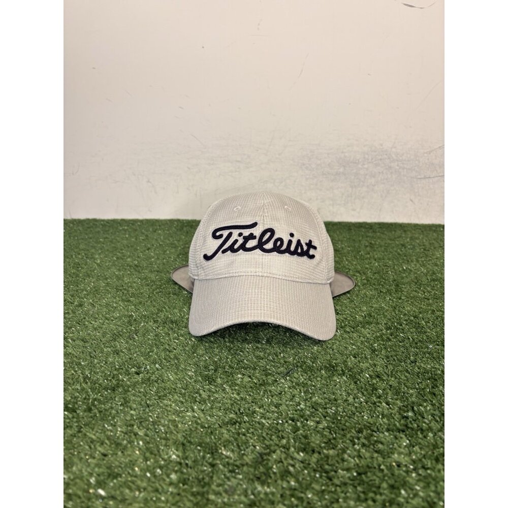 Titleist hat cap strap back gray black lighweight breathable golf adjustable men